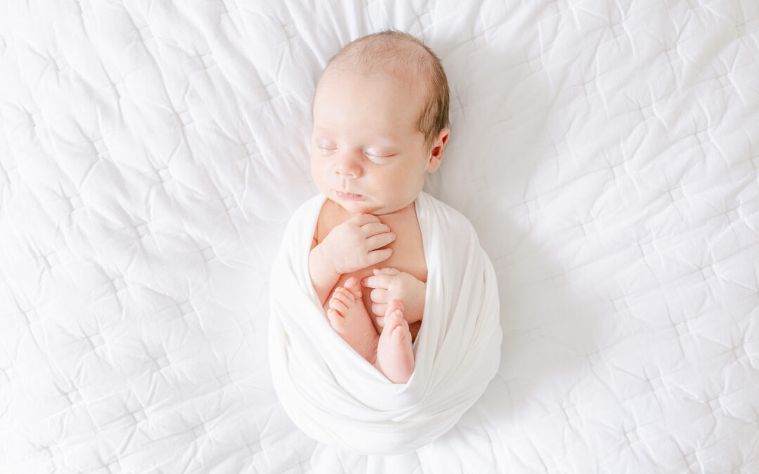 Studio vs. In-Home Newborn Photography: Which Is Right for You?